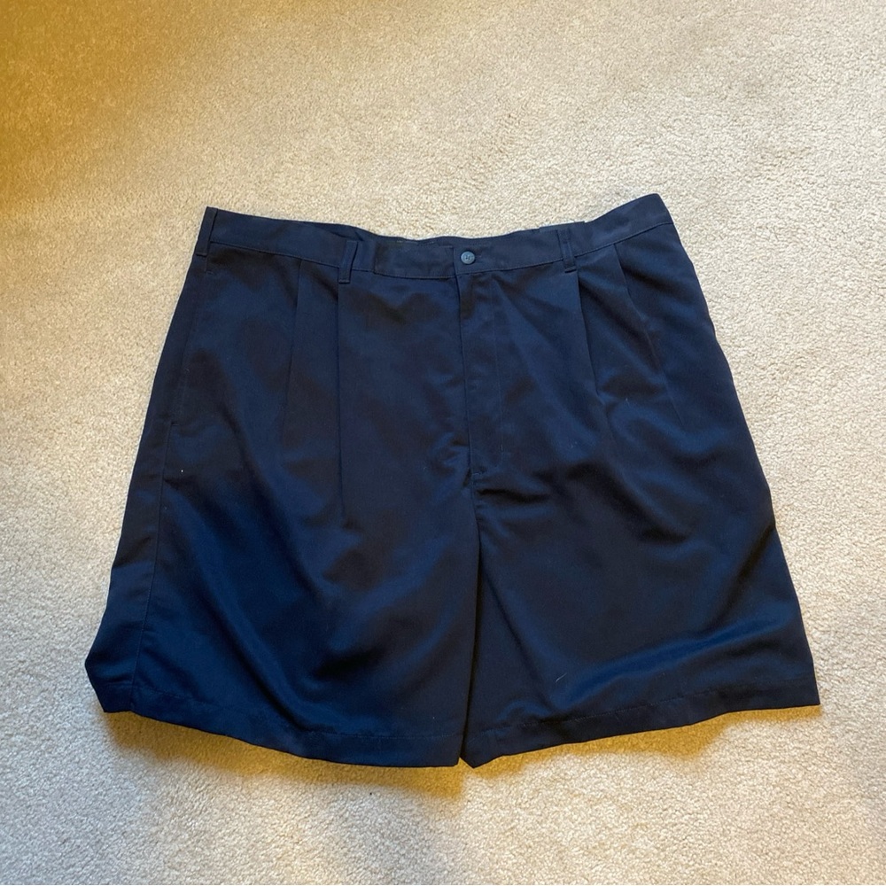 Croft & Barrow navy microfiber shorts, size 42 NWT